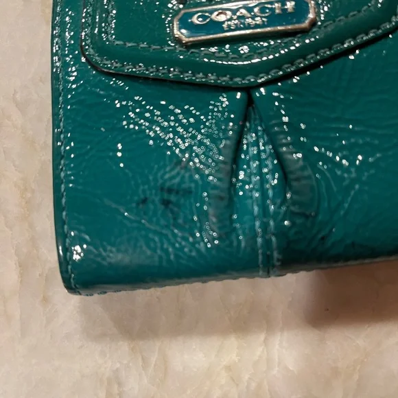 EUC Coach mini wallet - Picture 2 of 8